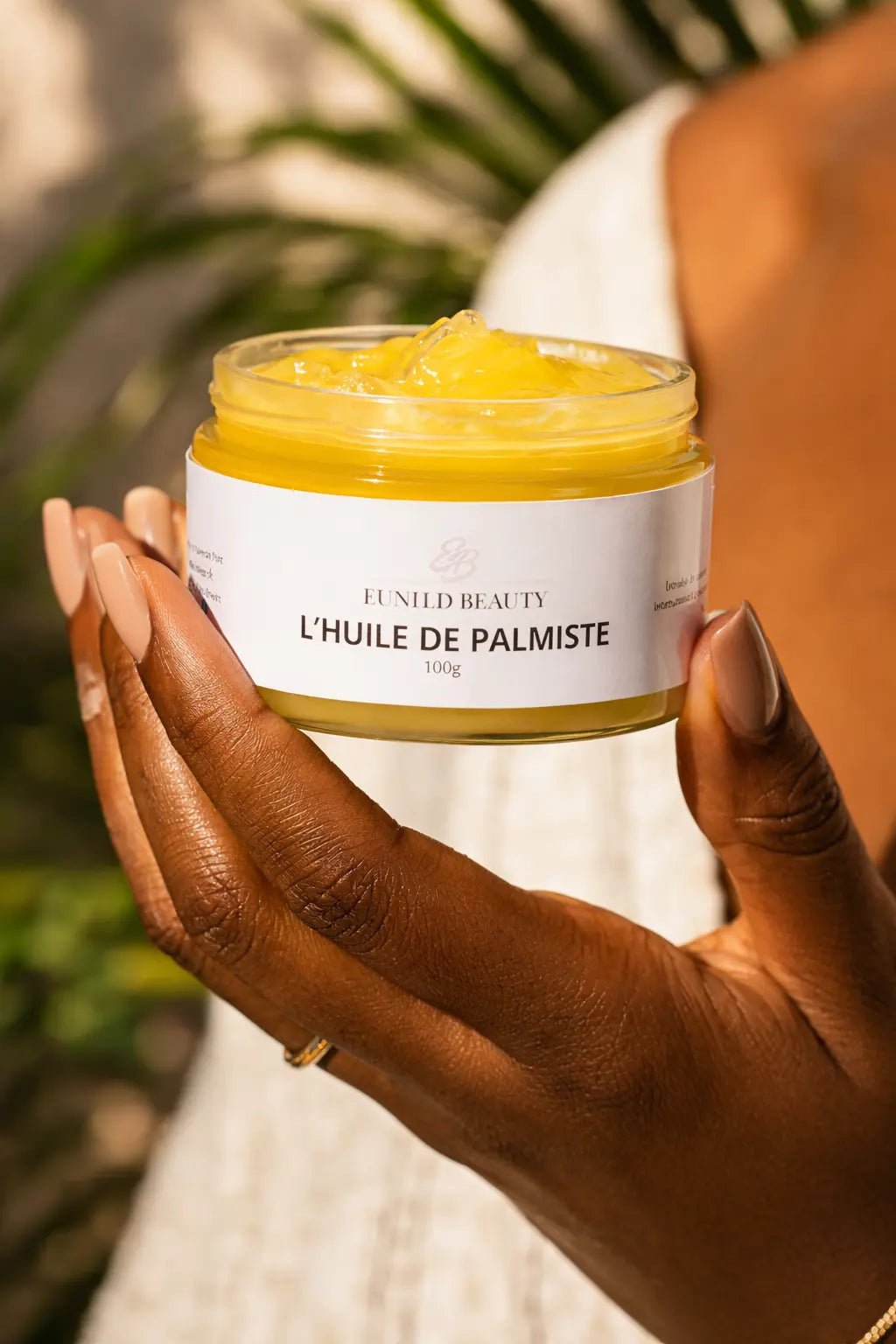L'huile De Palmiste Euneldbeauty